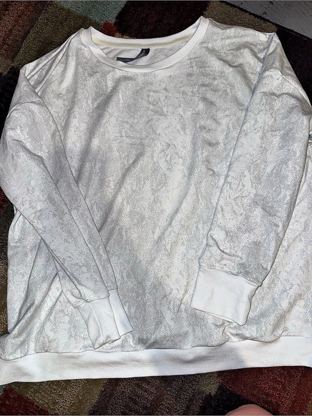 Mondetta White Crewneck Sweatshirt Like New